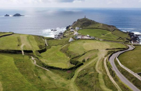 Wheal Call, Double Room with Breakfast, Cape Cornwall Club